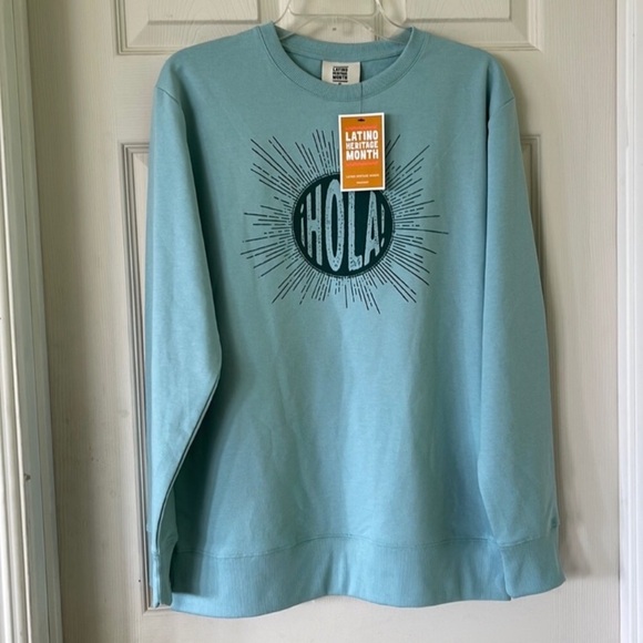 NWT Latino Heritage Month Adult Gender Inclusive Hola Sweatshirt - Picture 4 of 13